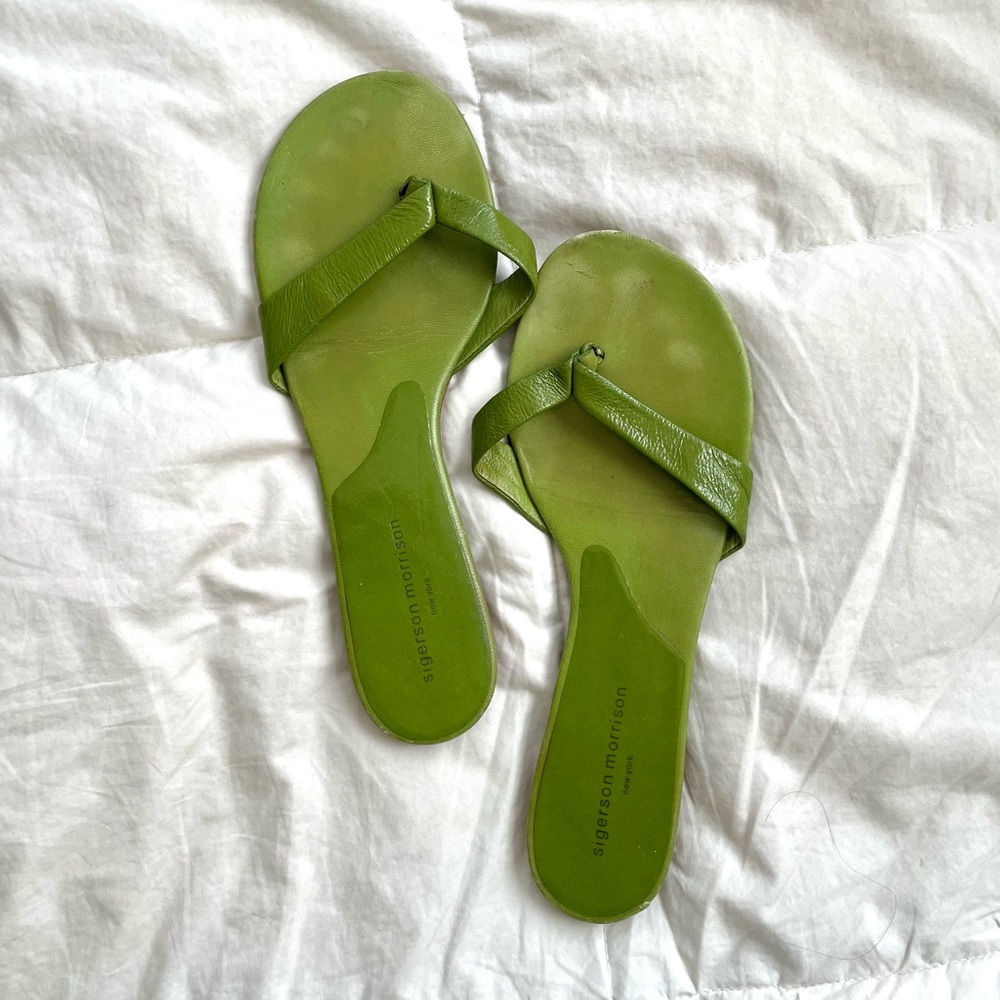 Sigerson Morrison leather thong sandals